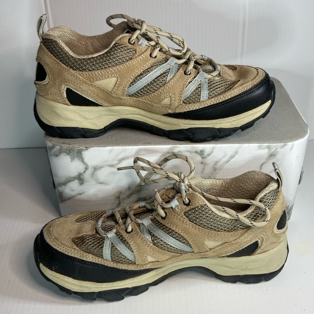 L. L. Bean walking light hiking shoe. Size 8. Tan and light blue. Box‎ 2